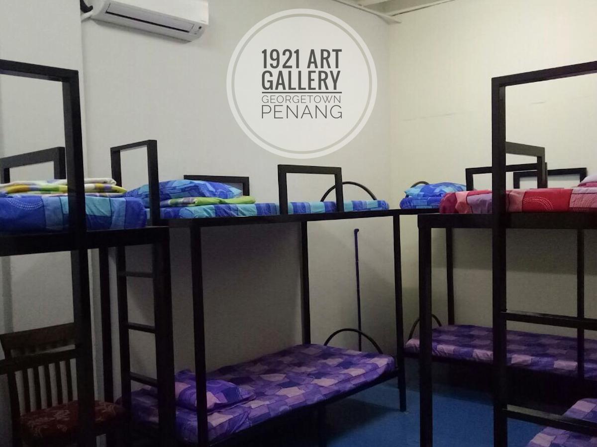 1921 Art Gallery & Travel Lodge George Town Room photo